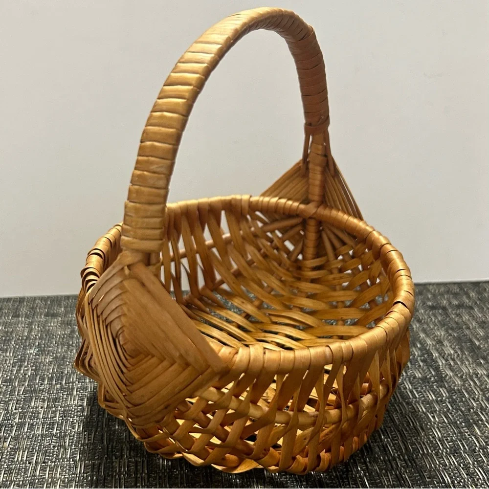 Vintage Woven Basket Melon Rib God’s Eye Detail 6x5.5